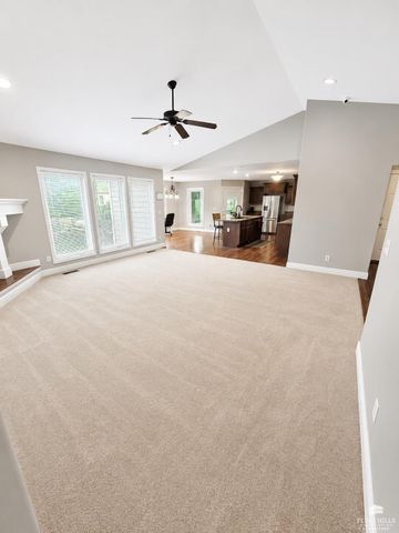 6125 Brookes Way, Manhattan, KS 66502