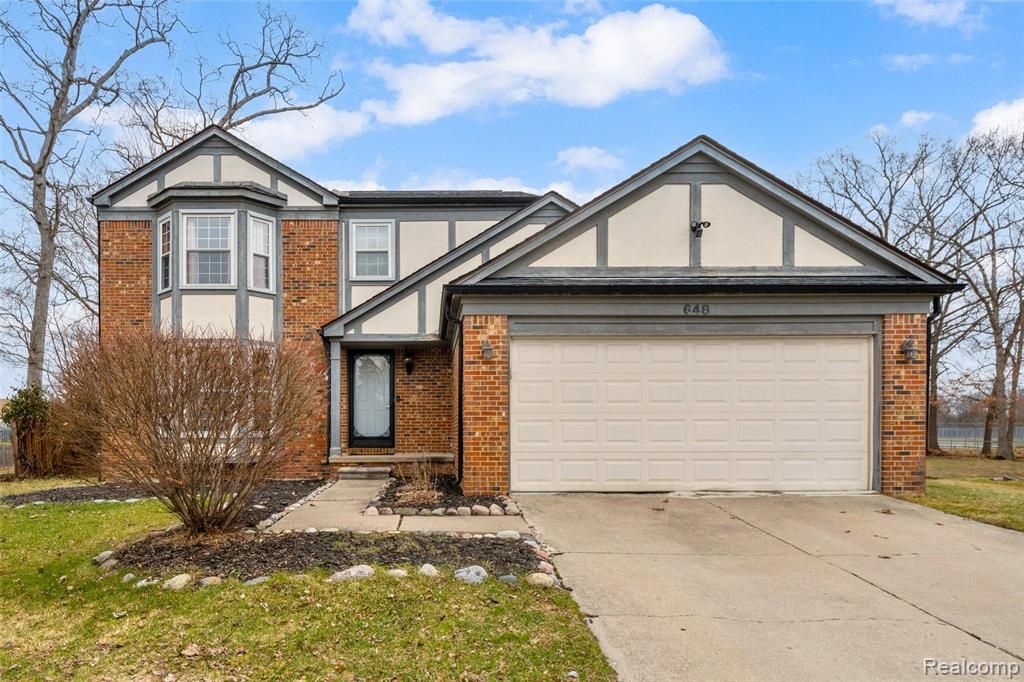 648 Lansdowne Drive, Westland, MI 48185