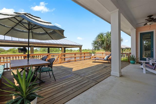 5418 Brigantine Cay Court, Texas City, TX 77590