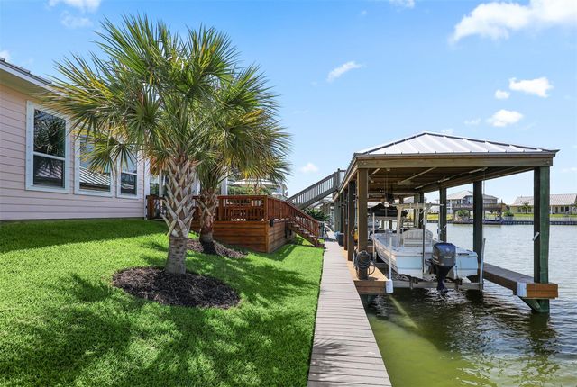 5418 Brigantine Cay Court, Texas City, TX 77590