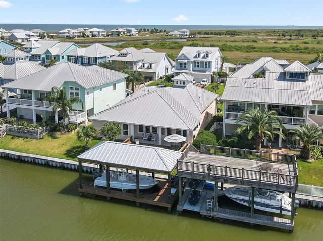 5418 Brigantine Cay Court, Texas City, TX 77590