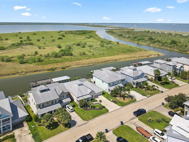 5418 Brigantine Cay Court, Texas City, TX 77590