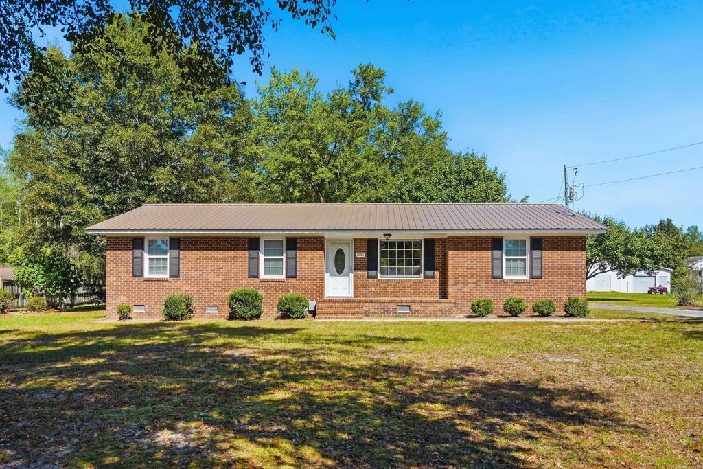 1581 Highway 915, Loris, SC 29569 — exterior