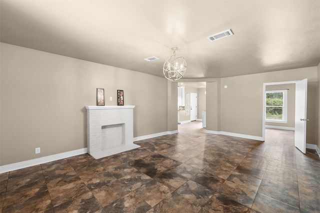 703 Cedar Street, Hearne, TX 77859