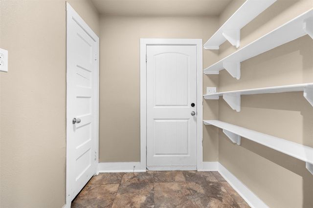 703 Cedar Street, Hearne, TX 77859