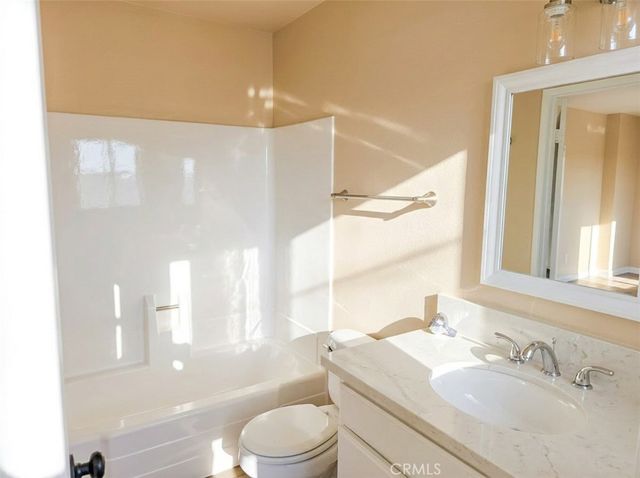1538 Via Del Rio, Corona, CA 92882