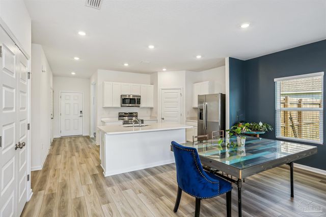 6654 Sun Tree Cir, Pensacola, FL 32526