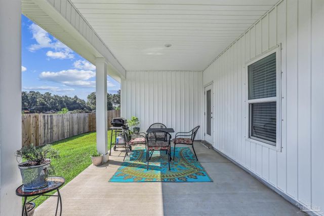 6654 Sun Tree Cir, Pensacola, FL 32526