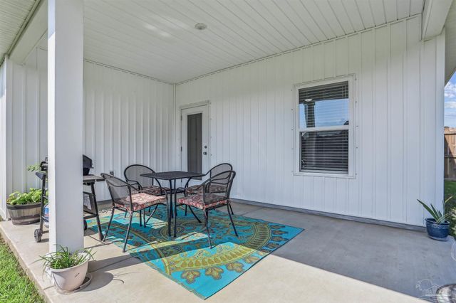 6654 Sun Tree Cir, Pensacola, FL 32526