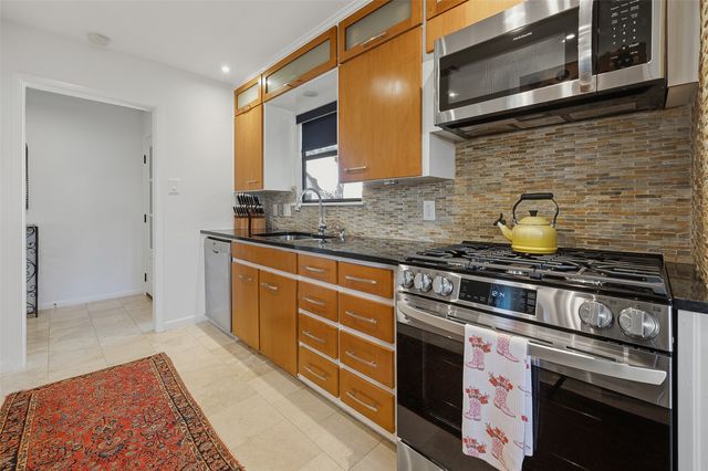 6409 Dakar Road W, Fort Worth, TX 76116