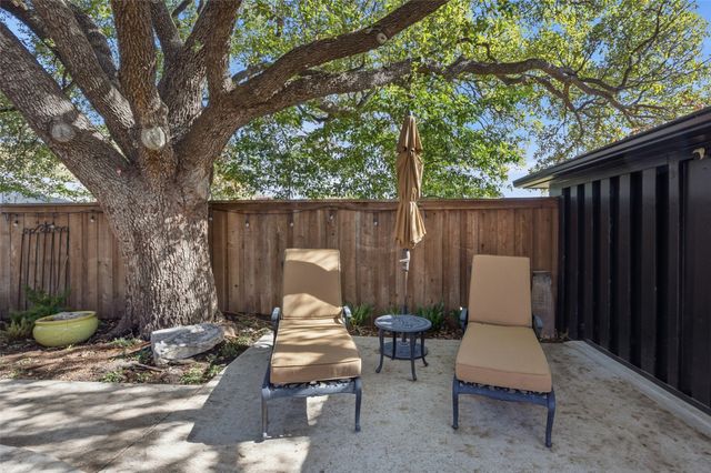 6409 Dakar Road W, Fort Worth, TX 76116