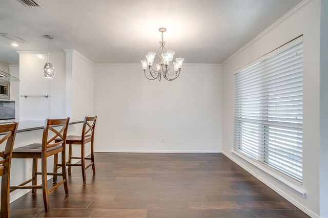 2017 Garden Oaks Drive, Arlington, TX 76012