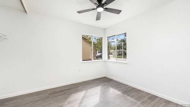 9347 Lands Point, San Antonio, TX 78250