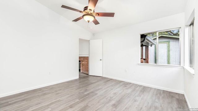 9347 Lands Point, San Antonio, TX 78250