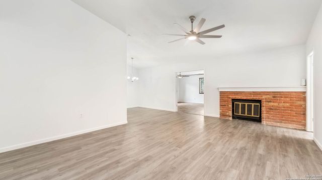 9347 Lands Point, San Antonio, TX 78250