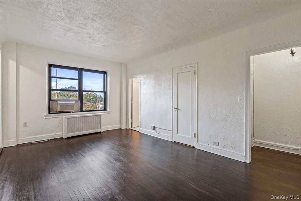 141 Woodmere Boulevard 3C, Woodmere, NY 11598 — photo 5