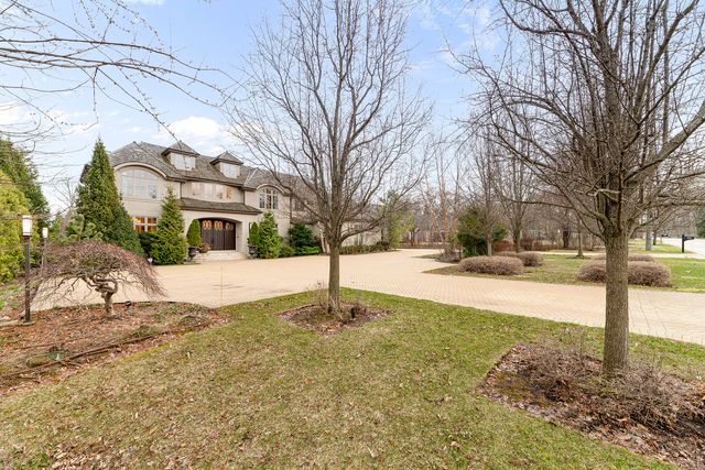 1755 Sunnyside Avenue, Highland Park, IL 60035