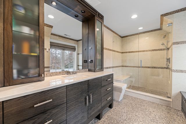 1755 Sunnyside Avenue, Highland Park, IL 60035