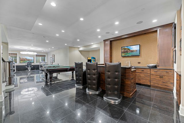 1755 Sunnyside Avenue, Highland Park, IL 60035