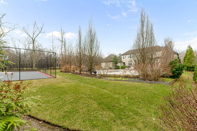 1755 Sunnyside Avenue, Highland Park, IL 60035