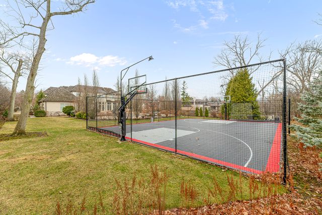 1755 Sunnyside Avenue, Highland Park, IL 60035