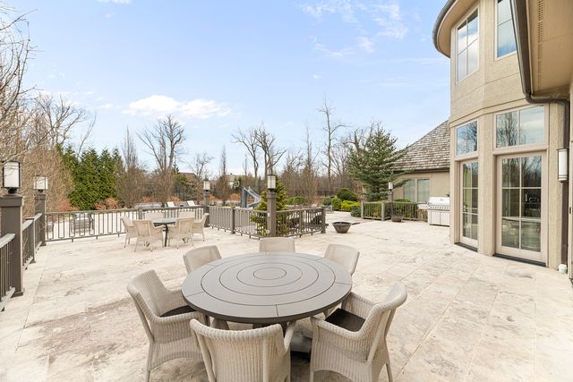 1755 Sunnyside Avenue, Highland Park, IL 60035