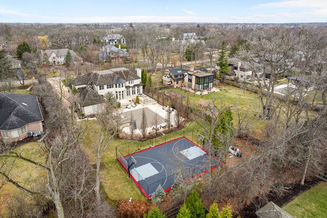 1755 Sunnyside Avenue, Highland Park, IL 60035