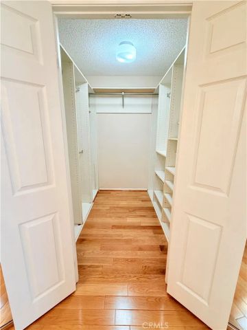 600 W 9th 1508, Los Angeles, CA 90015
