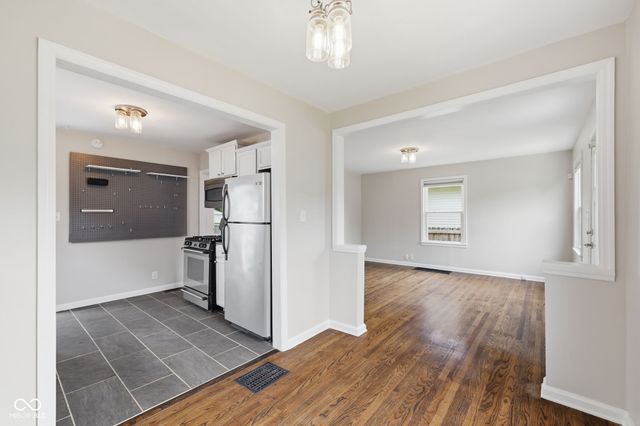 4306 Winthrop Avenue, Indianapolis, IN 46205