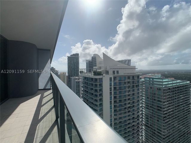 1000 Brickell Plz 4504, Miami, FL 33131