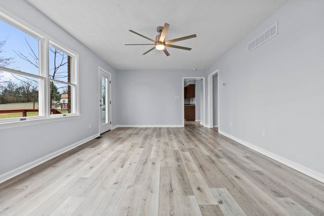 209 Oregon Road, Salvisa, KY 40372