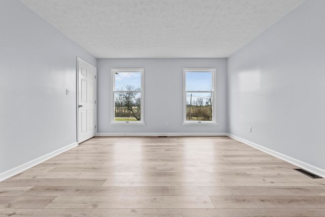 209 Oregon Road, Salvisa, KY 40372