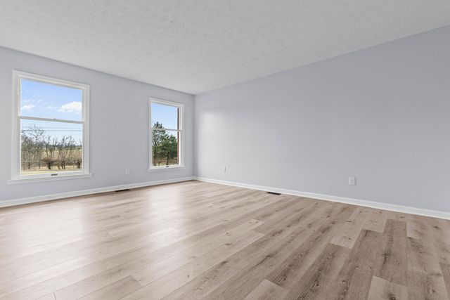 209 Oregon Road, Salvisa, KY 40372