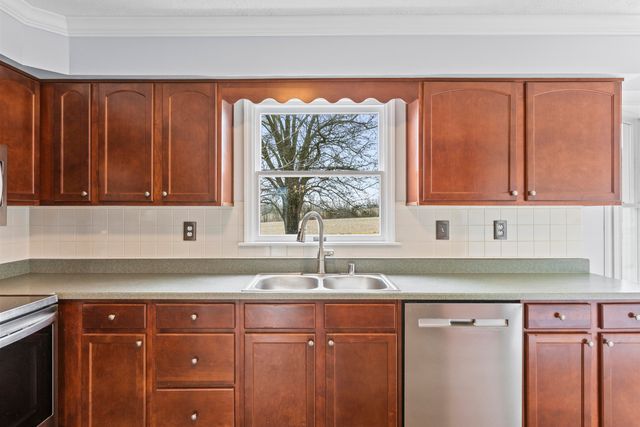 209 Oregon Road, Salvisa, KY 40372