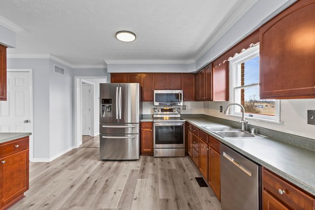 209 Oregon Road, Salvisa, KY 40372