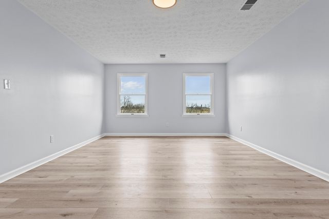 209 Oregon Road, Salvisa, KY 40372