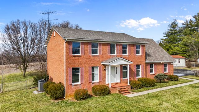 209 Oregon Road, Salvisa, KY 40372