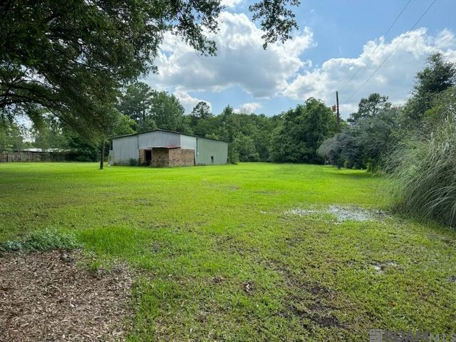 7958 Antioch Rd, Saint George, LA 70817