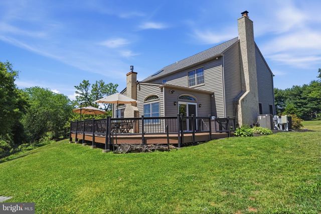16 JENNIFER LN, Churchville, PA 18966