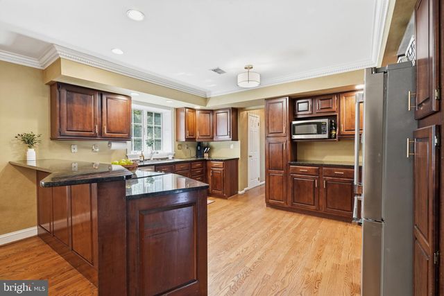 16 JENNIFER LN, Churchville, PA 18966