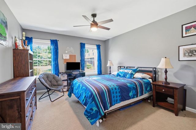 16 JENNIFER LN, Churchville, PA 18966