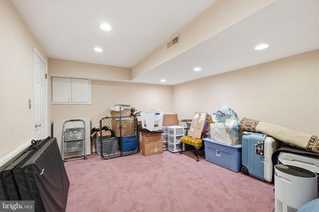 16 JENNIFER LN, Churchville, PA 18966