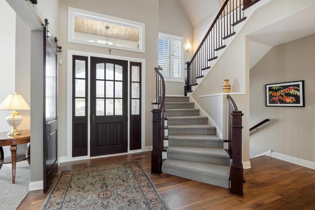 6357 Coteau Trail, Eden Prairie, MN 55344