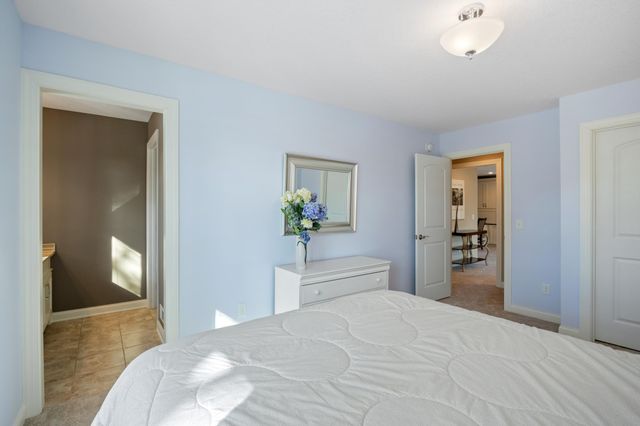 6357 Coteau Trail, Eden Prairie, MN 55344