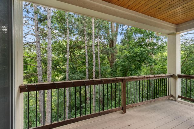 6357 Coteau Trail, Eden Prairie, MN 55344