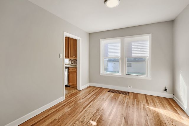 3904 Gladys Avenue, Bellwood, IL 60104