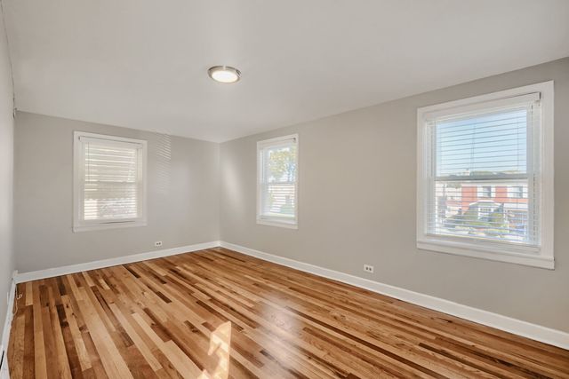 3904 Gladys Avenue, Bellwood, IL 60104