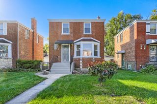 3904 Gladys Avenue, Bellwood, IL 60104