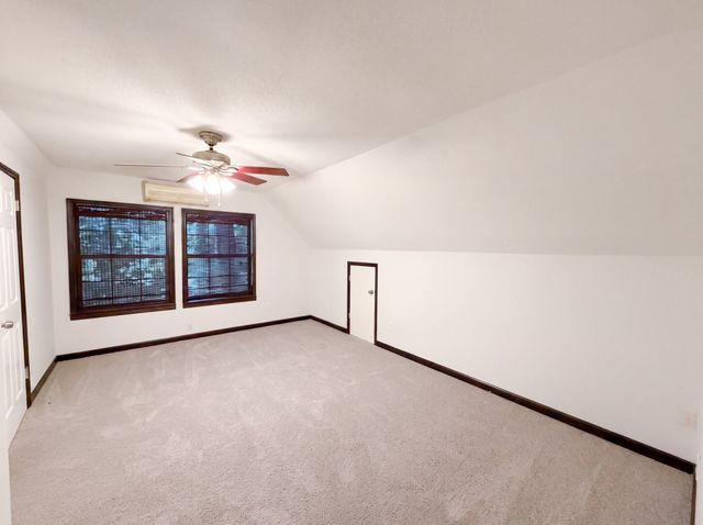 240 Shawna Ln, Hillsboro, TN 37342