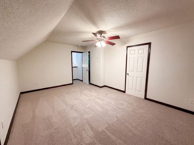 240 Shawna Ln, Hillsboro, TN 37342